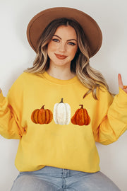 3 Pumpkins 4413 sweatshirt